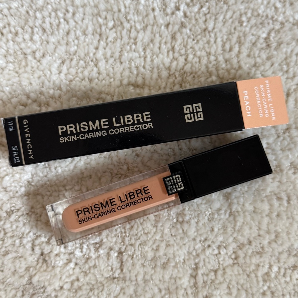 Givenchy Prisme Libre Skin-Caring Corrector - Peach Tone